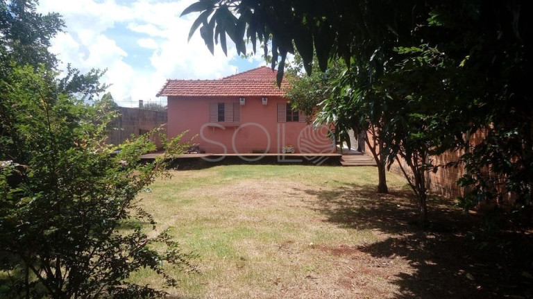 Imagem Casa com 3 Quartos à Venda, 300 m² em Centro - Araraquara Imagem Casa com 3 Quartos à Venda, 300 m² em Centro - Araraquara