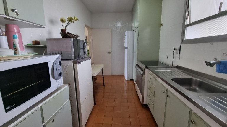 Imagem Apartamento com 3 Quartos à Venda, 140 m² em Pitangueiras - Guarujá