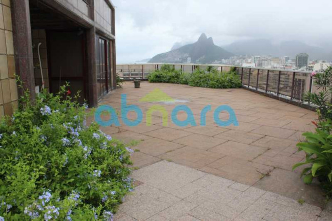 Imagem Cobertura com 3 Quartos à Venda, 800 m² em Copacabana - Rio De Janeiro Imagem Cobertura com 3 Quartos à Venda, 800 m² em Copacabana - Rio De Janeiro