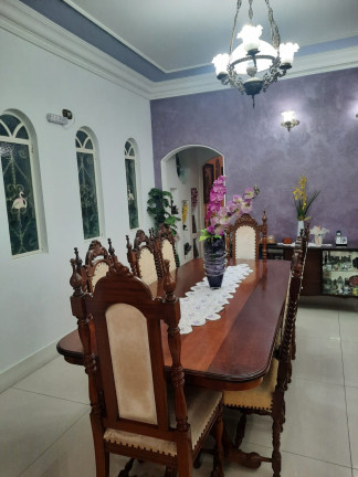 Imagem Casa com 4 Quartos à Venda, 220 m² em Vila Floresta - Santo André