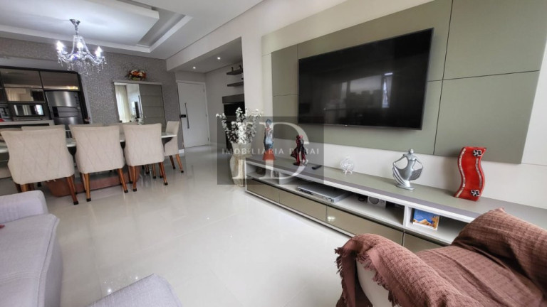 Imagem Apartamento com 3 Quartos à Venda, 139 m² em Centro - Balneário Camboriú