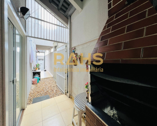 Imagem Casa com 3 Quartos à Venda, 80 m² em Boa Vista - Joinville Imagem Casa com 3 Quartos à Venda, 80 m² em Boa Vista - Joinville