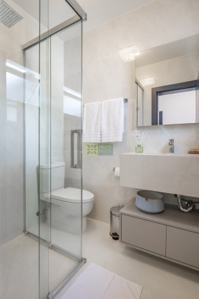 Imagem Casa com 7 Quartos à Venda, 360 m² em Balneário Perequê - Porto Belo Imagem Casa com 7 Quartos à Venda, 360 m² em Balneário Perequê - Porto Belo