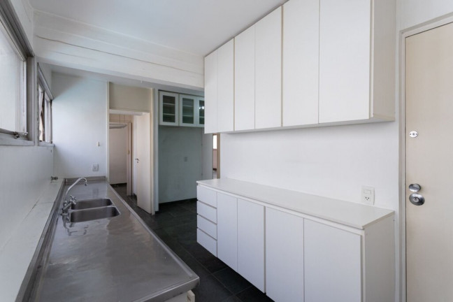 Imagem Imóvel com 3 Quartos à Venda, 121 m² em Itaim Bibi - São Paulo Imagem Imóvel com 3 Quartos à Venda, 121 m² em Itaim Bibi - São Paulo