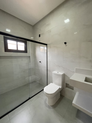 Imagem Casa com 3 Quartos à Venda, 187 m² em Residencial Laurentino Martins - Goianésia Imagem Casa com 3 Quartos à Venda, 187 m² em Residencial Laurentino Martins - Goianésia