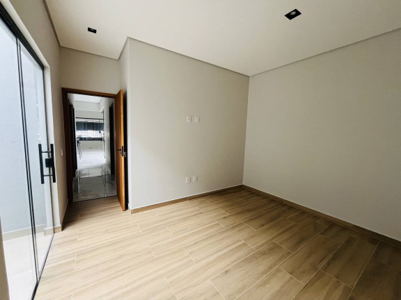 Imagem Casa com 3 Quartos à Venda, 120 m² em Residencial Quinta Dos Vinhedos - Bragança Paulista Imagem Casa com 3 Quartos à Venda, 120 m² em Residencial Quinta Dos Vinhedos - Bragança Paulista