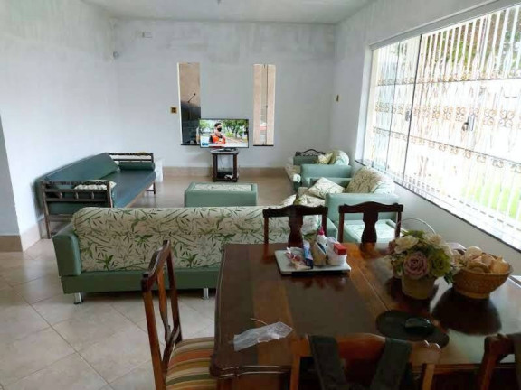 Imagem Casa com 6 Quartos à Venda, 674 m² em Cidade Nova Peruibe - Peruíbe