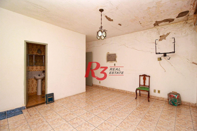 Imagem Sobrado com 4 Quartos à Venda, 254 m² em Marapé - Santos