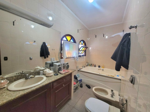 Imagem Casa com 3 Quartos à Venda, 250 m² em Boqueirão - Praia Grande Imagem Casa com 3 Quartos à Venda, 250 m² em Boqueirão - Praia Grande