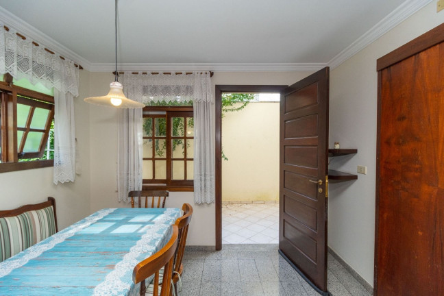 Imagem Casa com 3 Quartos à Venda, 207 m² em Jardim Social - Curitiba Imagem Casa com 3 Quartos à Venda, 207 m² em Jardim Social - Curitiba