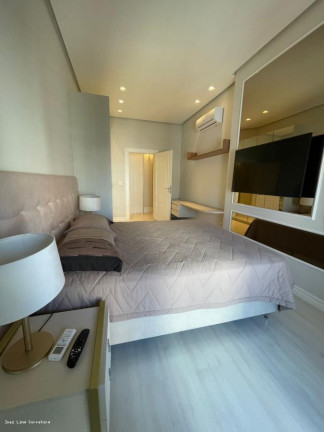 Imagem Imóvel com 4 Quartos à Venda, 189 m² em Meia Praia - Itapema Imagem Imóvel com 4 Quartos à Venda, 189 m² em Meia Praia - Itapema