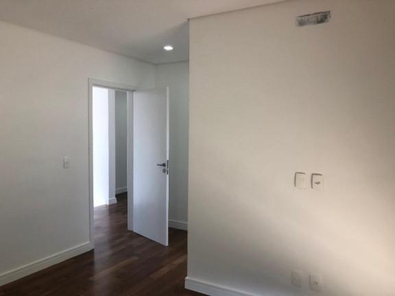 Imagem Casa com 3 Quartos à Venda, 315 m² em Granja Viana - Carapicuíba