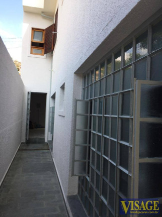 Imagem Casa com 3 Quartos à Venda, 235 m² em Centro - Jacareí