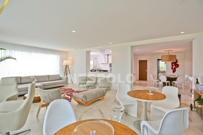 Imagem Apartamento à Venda, 182 m² em Centro - Balneario Camboriu Imagem Apartamento à Venda, 182 m² em Centro - Balneario Camboriu