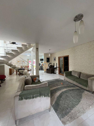 Imagem Sobrado com 3 Quartos à Venda, 240 m² em Villa Branca - Jacareí