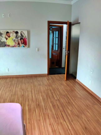 Imagem Sobrado com 4 Quartos à Venda, 180 m² em Chácaras Tubalina E Quartel - Uberlândia