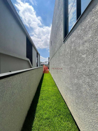 Imagem Sobrado com 4 Quartos à Venda, 265 m² em Santa Regina - Camboriú