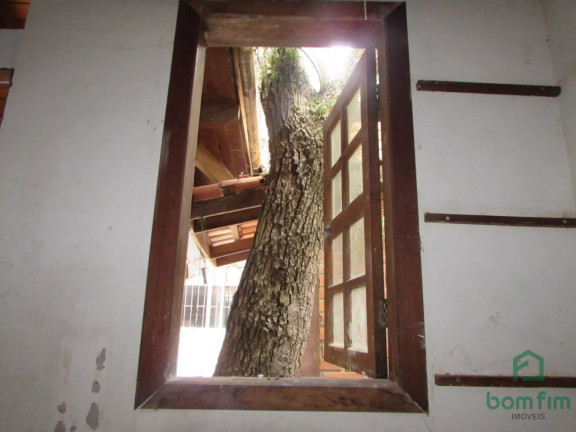 Imagem Casa com 4 Quartos à Venda, 300 m² em Menino Deus - Porto Alegre Imagem Casa com 4 Quartos à Venda, 300 m² em Menino Deus - Porto Alegre