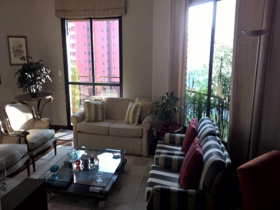 Foto do imóvel Imóvel com 4 Quartos à Venda, 205 m² em Vila Nova Conceição - São Paulo