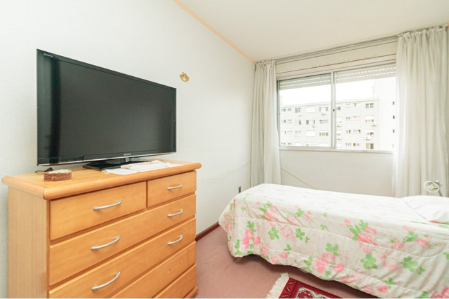 Imagem Imóvel com 1 Quarto à Venda, 43 m² em Jardim Itu - Porto Alegre Imagem Imóvel com 1 Quarto à Venda, 43 m² em Jardim Itu - Porto Alegre