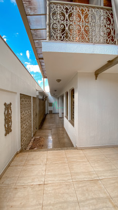 Imagem Casa com 3 Quartos à Venda, em Centro - Franca Imagem Casa com 3 Quartos à Venda, em Centro - Franca