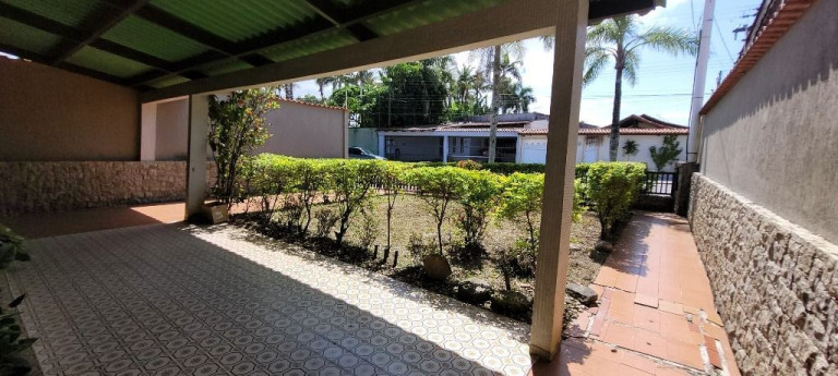 Imagem Casa com 1 Quarto à Venda, 279 m² em Solemar - Praia Grande Imagem Casa com 1 Quarto à Venda, 279 m² em Solemar - Praia Grande