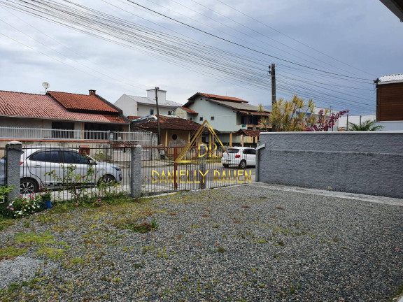 Imagem Casa com 3 Quartos à Venda,  em Joinville