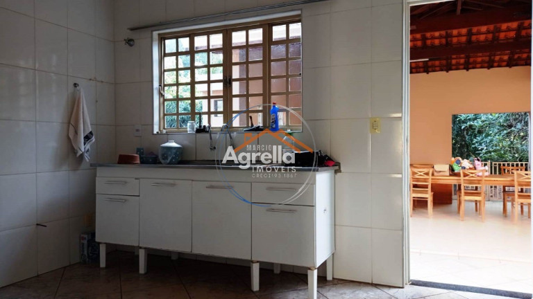 Imagem Imóvel com 3 Quartos à Venda, 170 m² em Chácara São Marcelo - Mogi Mirim Imagem Imóvel com 3 Quartos à Venda, 170 m² em Chácara São Marcelo - Mogi Mirim