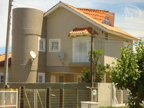 Casa com 3 Quartos à Venda, 215 m² em Cassino - Rio Grande