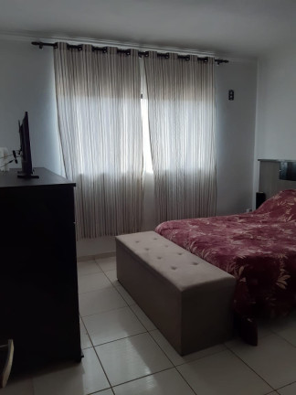 Imagem Casa com 3 Quartos à Venda, 250 m² em Estância São José - Poços De Caldas