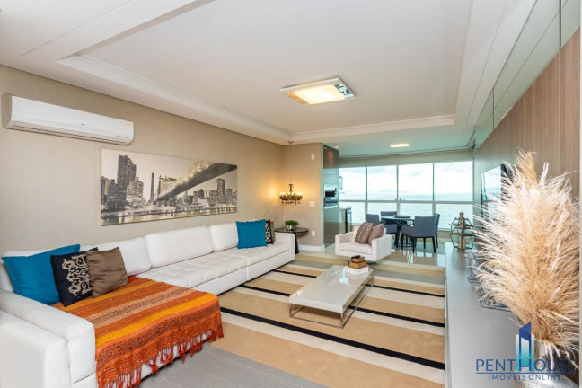 Imagem Apartamento com 3 Quartos à Venda, 185 m² em Centro - Balneário Camboriú