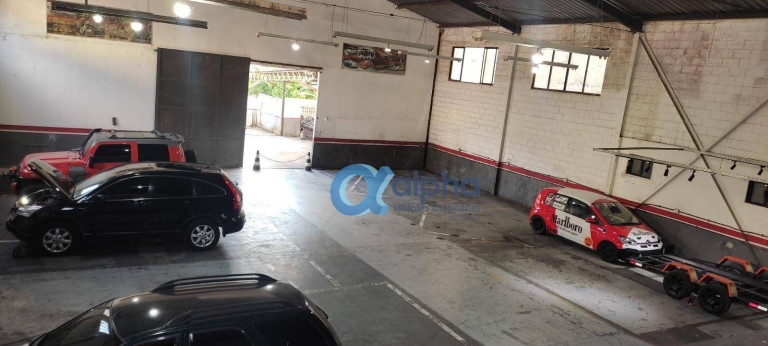 Galpão para Alugar, 600 m² em Quitandinha - Petrópolis