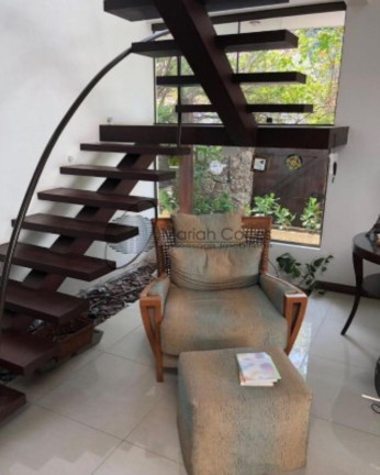 Imagem Imóvel com 4 Quartos à Venda, em São Francisco - Niterói Imagem Imóvel com 4 Quartos à Venda, em São Francisco - Niterói