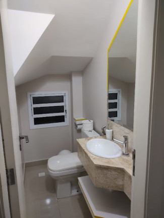Imagem Sobrado com 3 Quartos à Venda, 198 m² em Cidade Salvador - Jacareí