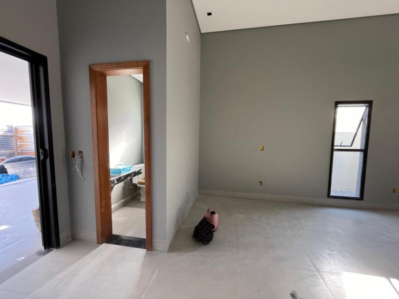 Imagem Casa com 3 Quartos à Venda, 250 m² em Condomínio Primor Das Torres - Cuiabá