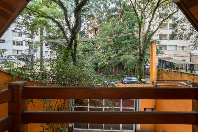 Casa com 4 Quartos à Venda, 228 m² em Jardim Oriental - São Paulo