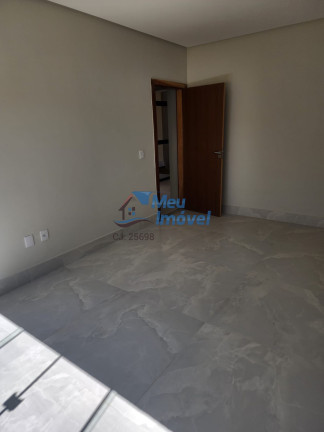 Imagem Casa com 3 Quartos à Venda, 187 m² em Setor Aeroporto - Luziânia Imagem Casa com 3 Quartos à Venda, 187 m² em Setor Aeroporto - Luziânia
