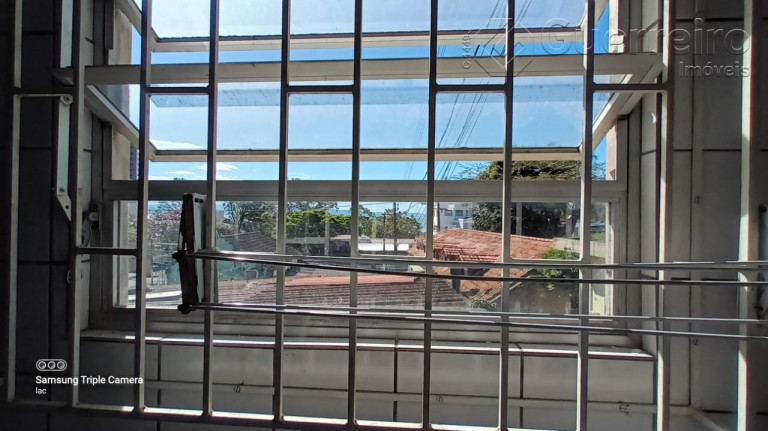 Imagem Casa com 2 Quartos à Venda, 210 m² em Agronômica - Florianópolis Imagem Casa com 2 Quartos à Venda, 210 m² em Agronômica - Florianópolis