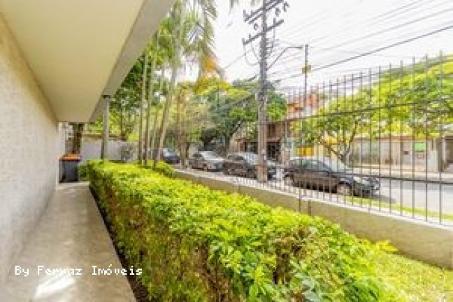 Imagem Apartamento com 2 Quartos à Venda, 54 m² em Jardim Botânico - Porto Alegre