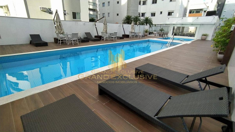 Imagem Apartamento com 3 Quartos à Venda, 130 m² em Centro - Balneário Camboriú Imagem Apartamento com 3 Quartos à Venda, 130 m² em Centro - Balneário Camboriú