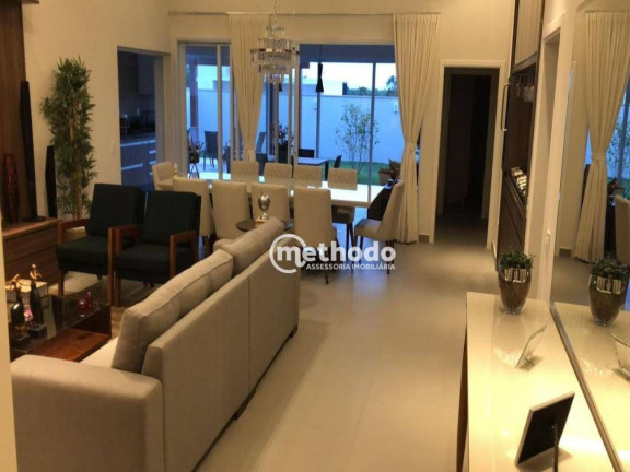 Imagem Casa com 3 Quartos à Venda, 233 m² em Parque Dos Ipes - Holambra