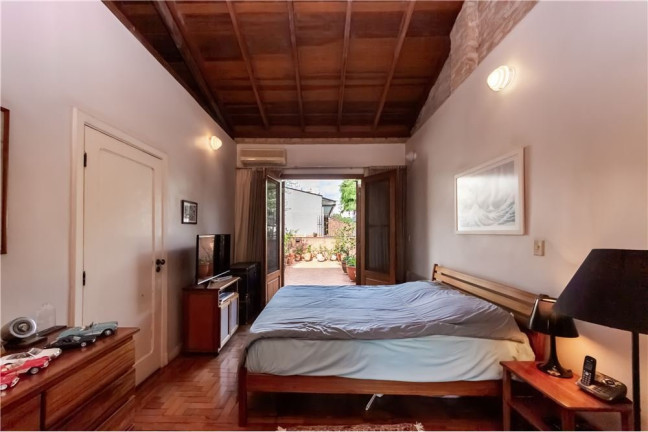 Casa com 2 Quartos à Venda, 167 m² em Vila Cordeiro - São Paulo