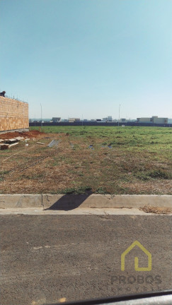Terreno à Venda, 300 m² em Jardim Residencial Dona Maria Candida - Indaiatuba