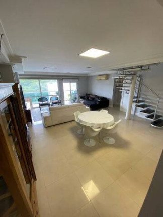 Imagem Apartamento com 3 Quartos à Venda, 250 m² em Agronomica - Florianópolis Imagem Apartamento com 3 Quartos à Venda, 250 m² em Agronomica - Florianópolis