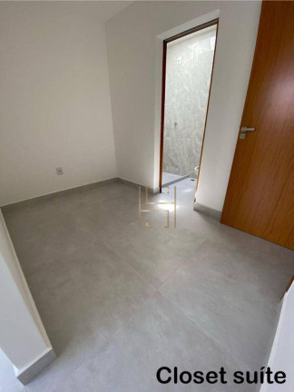 Imagem Casa com 3 Quartos à Venda, 130 m² em Castelândia - Serra