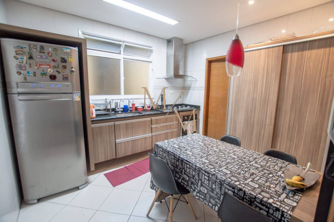 Imagem Casa com 4 Quartos à Venda, 150 m² em Campo Grande - Santos Imagem Casa com 4 Quartos à Venda, 150 m² em Campo Grande - Santos