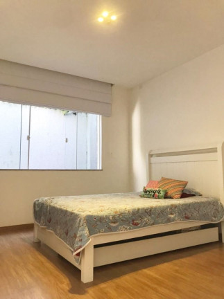 Imagem Casa com 5 Quartos à Venda, 180 m² em Albuquerque - Teresópolis Imagem Casa com 5 Quartos à Venda, 180 m² em Albuquerque - Teresópolis