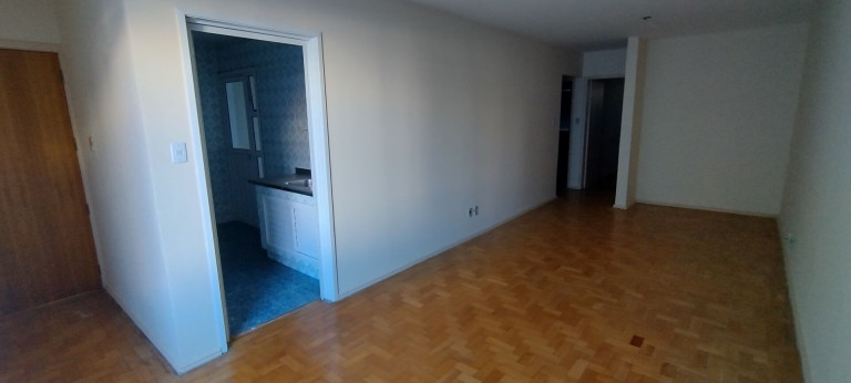 Imagem Apartamento com 2 Quartos à Venda, 79 m² em Floresta - Porto Alegre Imagem Apartamento com 2 Quartos à Venda, 79 m² em Floresta - Porto Alegre