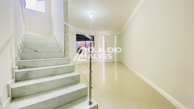 Imagem Casa com 4 Quartos à Venda, 150 m² em Cidade Nova - Feira De Santana