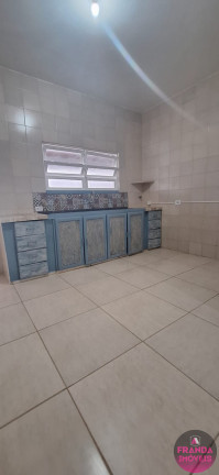 Imagem Casa com 2 Quartos para Alugar, 50 m² em Centro - Ubatuba Imagem Casa com 2 Quartos para Alugar, 50 m² em Centro - Ubatuba